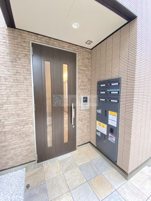 【エントランス】 | ラシーネ