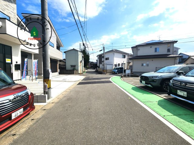 福岡市博多区諸岡3丁目第2-2棟（1号棟）　の前面道路含む現地写真|前面道路です。