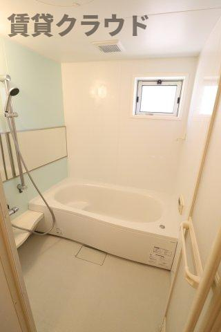 ルミエールDの浴室|お風呂です