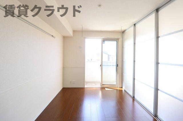 ルミエールDの寝室|落ち着いた色調の寝室です