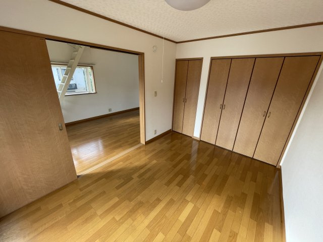 メゾン・ド・ベルCの洋室