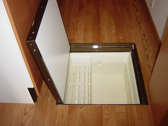 ダイヤモンドヒルズの収納|床下収納（イメージ）