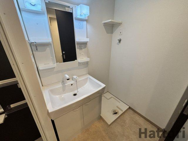 ファーストフィオーレ江坂レガリスの独立洗面台