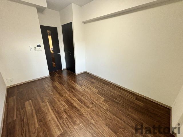 ファーストフィオーレ江坂レガリスの居間・リビング