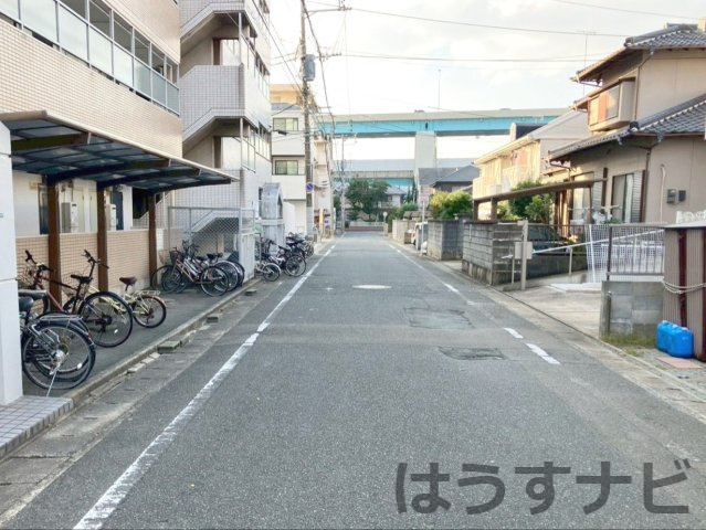 福岡市東区箱崎4丁目　中古戸建の前面道路含む現地写真|前面道路の様子です！