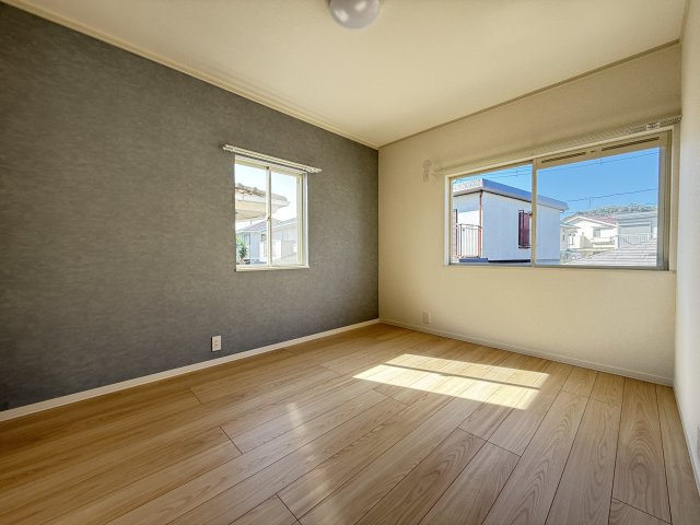 神戸市垂水区小束山２丁目戸建の洋室