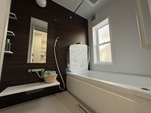 神戸市垂水区小束山２丁目戸建の浴室