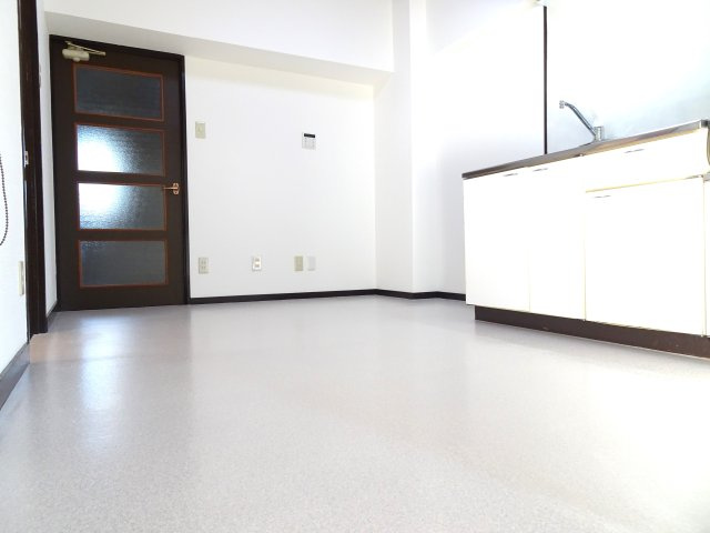 ルミエール若森の居間・リビング