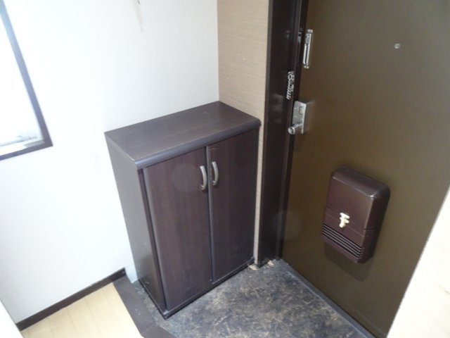 ルミエール若森の玄関