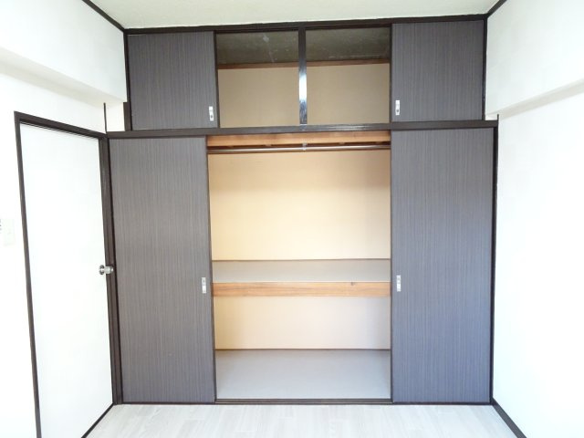 ルミエール若森の収納