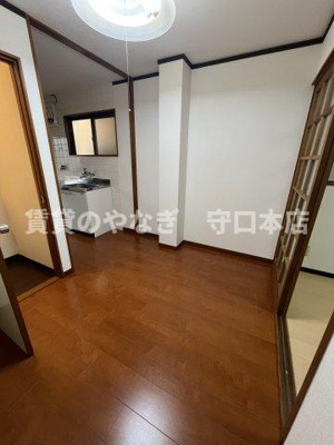 【居間・リビング】 | 元町ハイツⅡ | ゆったりとしたダイニングです