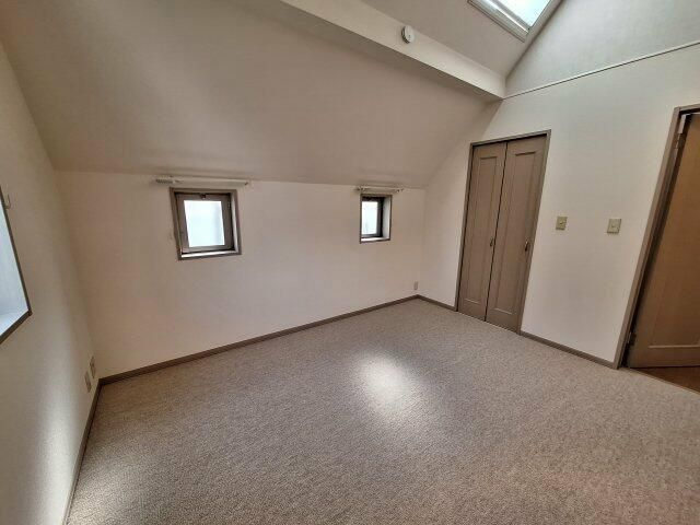 東久留米市学園町１丁目の一戸建ての洋室