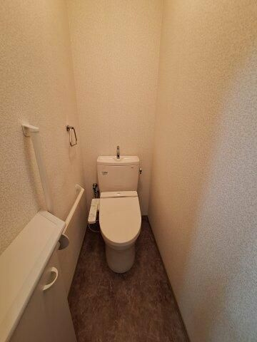 東久留米市学園町１丁目の一戸建てのトイレ