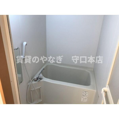 【浴室】 | シェーン・ヴェレ