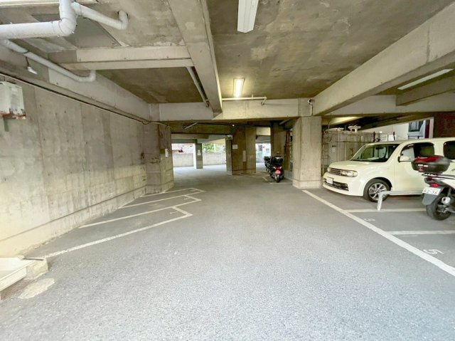 三恵上新庄ハイツのロビー