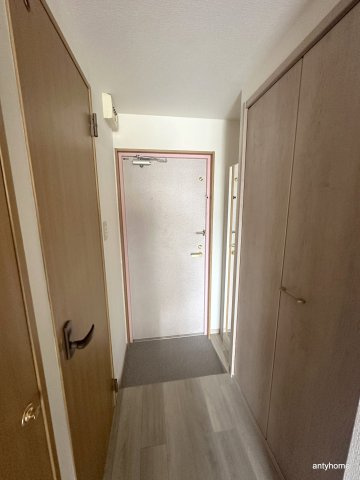 フィレンツェ　仲介手数料無料の玄関