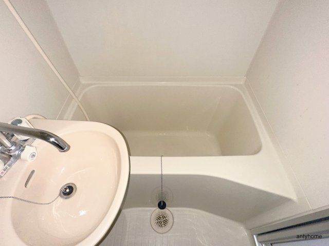 フィレンツェ　仲介手数料無料の浴室