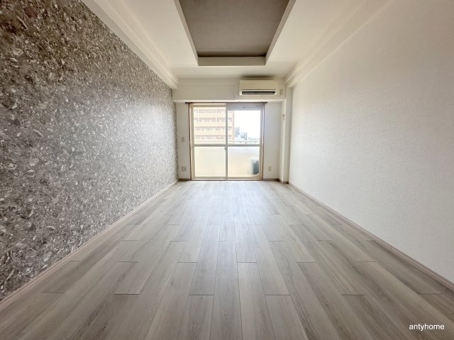 フィレンツェ　仲介手数料無料の居間・リビング