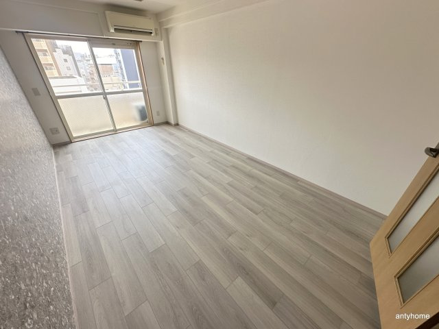 フィレンツェ　仲介手数料無料の洋室