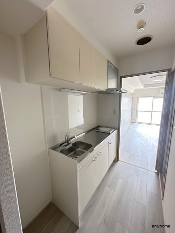 フィレンツェ　仲介手数料無料のキッチン