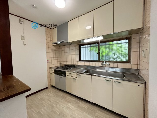 所沢市東狭山ヶ丘　中古戸建のキッチン|令和7年11月13日撮影。