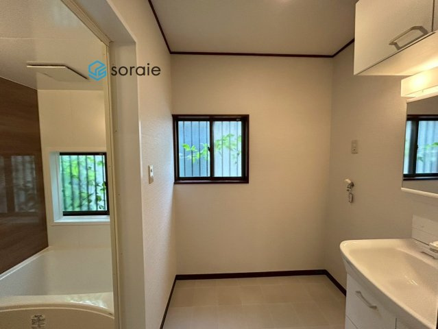 所沢市東狭山ヶ丘　中古戸建の脱衣所|令和7年11月13日撮影。