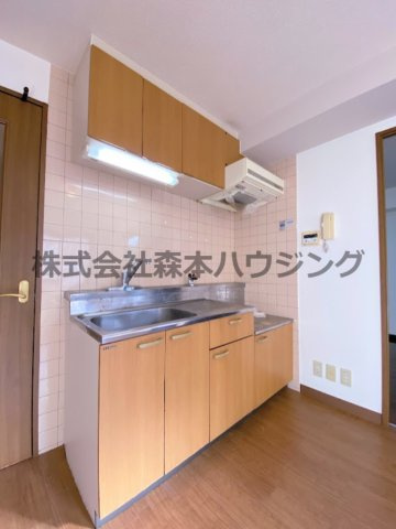 【キッチン】 | 　ハイツ中道 | キッチンでお料理をお楽しみください