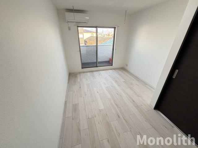 ジーメゾン岸和田スフィールの居間・リビング