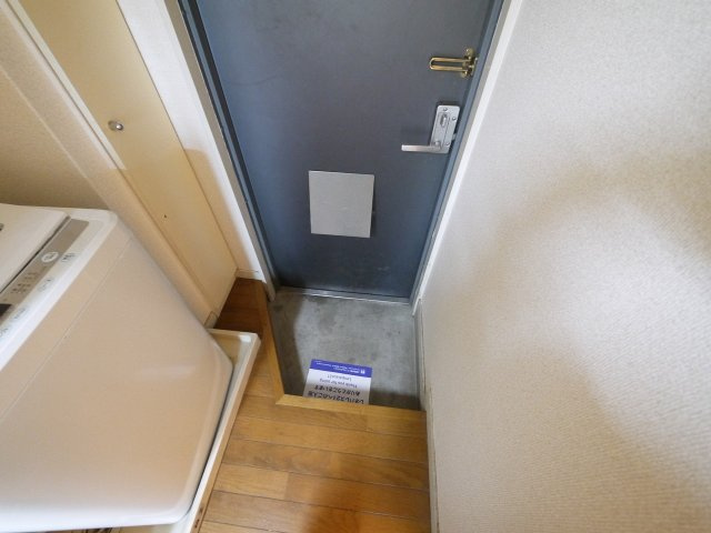 シャンポール野村Ⅱの玄関|ゆったりとした玄関です