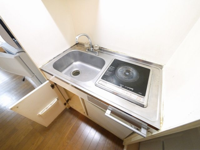 シャンポール野村Ⅱのキッチン|お料理しやすいキッチンです