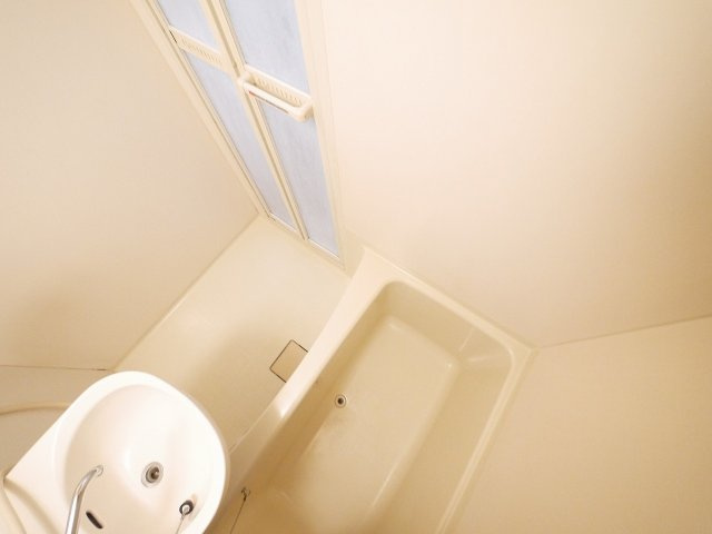 シャンポール野村Ⅱの浴室|お風呂で日々の疲れを落としましょう