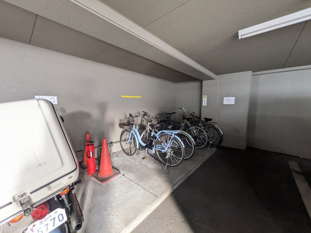 ベル千種| 名古屋市の賃貸ならMy賃貸の駐車場|ベル千種