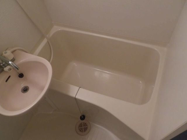 【浴室】