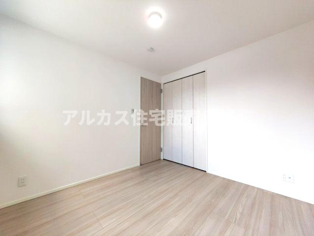 【内覧動画公開中！】調布市深大寺北町３丁目 中央線 三鷹駅 新築戸建の洋室