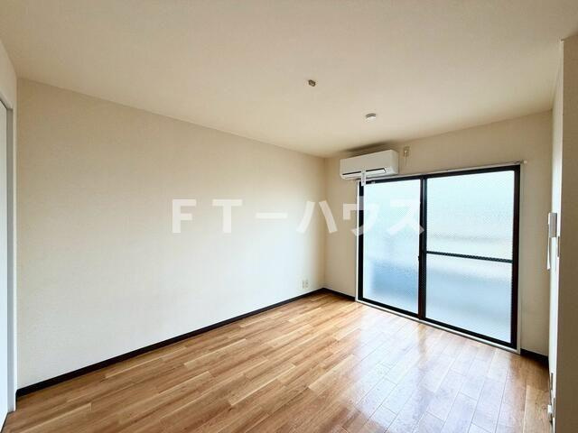 ステアウェル本郷の居間・リビング