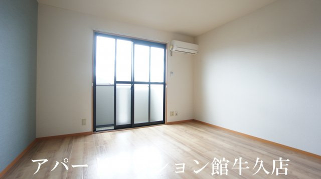 アークグレイスの居間・リビング|※写真は同間取り別部屋