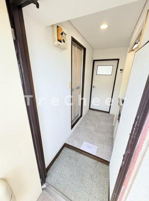 【玄関】 | アーネストドウェラ