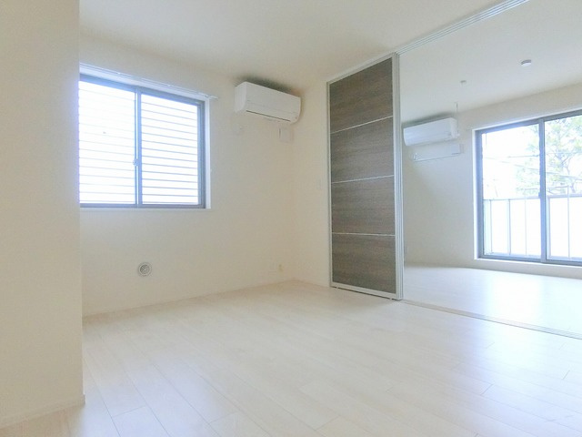 ユージニアの居間・リビング