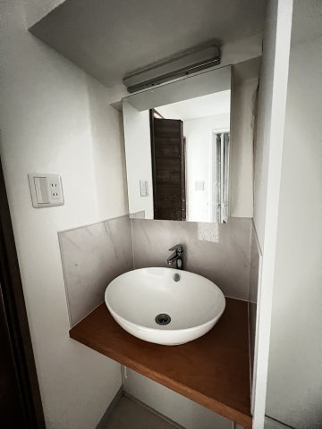 清保アイレックスコートの洗面所