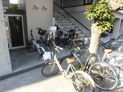 【その他共用部分】 | ＵＳフラット | 敷地内の駐輪場です