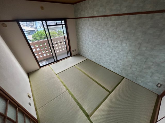 今田マンションA棟の和室