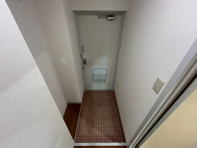 今田マンションA棟の玄関