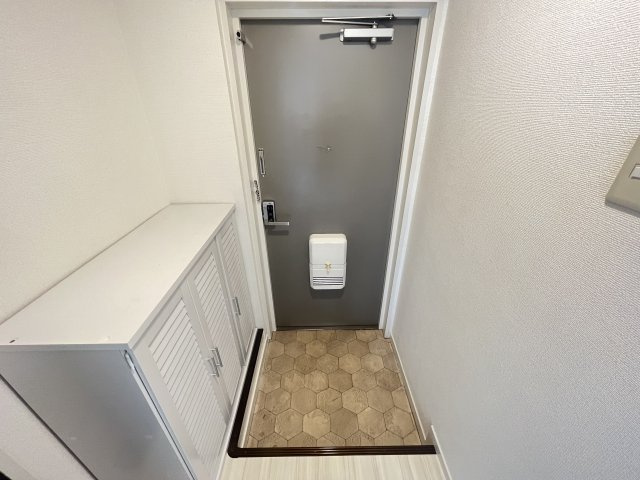 ワコーレ篠原中町の玄関