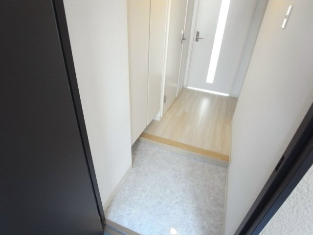 アプリーレ御影（エルスタンザ御影）の玄関