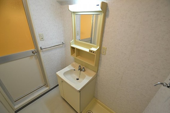 モンテメール六甲の洗面所