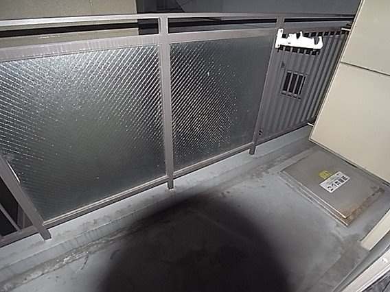 ダイアパレス新神戸のバルコニー