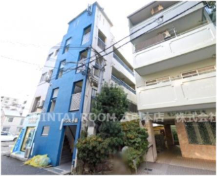 パレス上原の外観