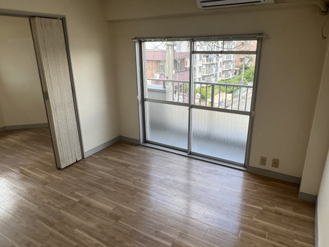 パレス上原の居間・リビング