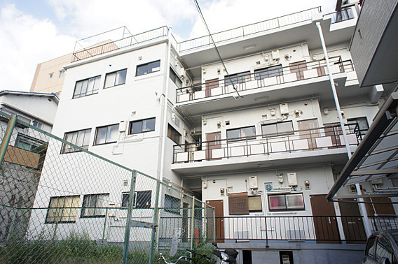 坂口マンションの外観