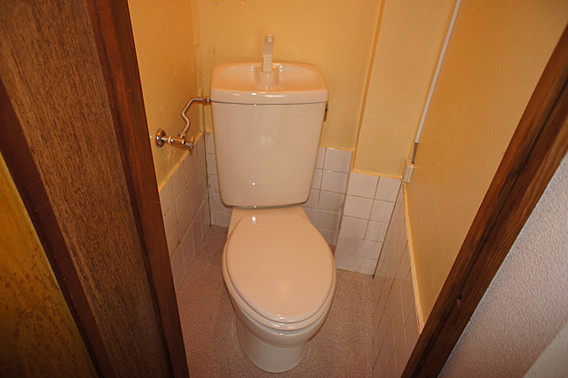 坂口マンションのトイレ